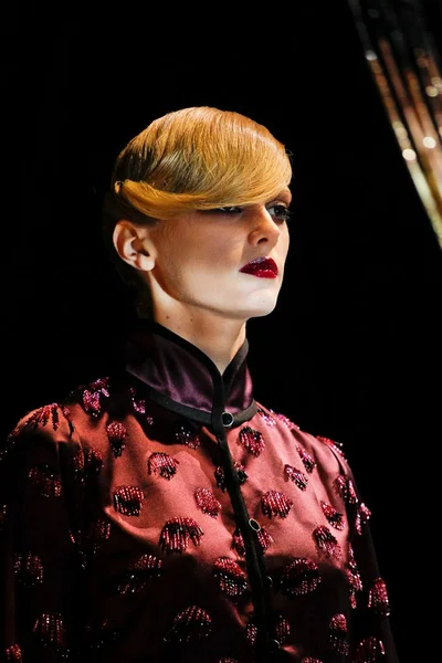 Look 8